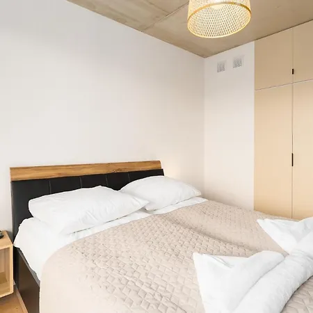 Optima Na Wyspie Solnej Z Parkingiem Apartmán *