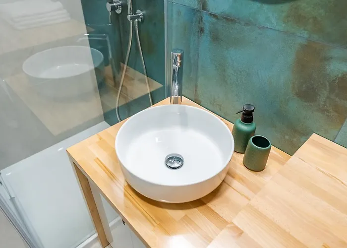 Optima Na Wyspie Solnej Z Parkingiem